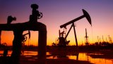 Ціни на нафту досягли мінімуму за рік