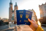 Два дні до безвізу: хто і скільки заробив на ажіотажі