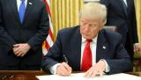 Підписані Трампом укази виправляли заднім числом