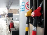 Нефтяники решили получить еще больше за сдерживание цен на бензин
