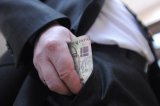 НАБУ затримало підозрюваного у розкраданні майже 100 мільйонів з держбюджету
