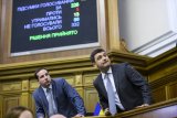 Гройсман о повышении тарифов на газ: Не хочу, но надо