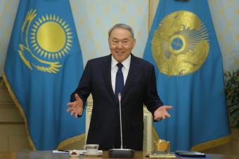 Назарбаєв розповів анекдот про різницю між містом і селом