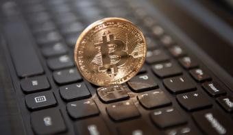 Курс биткоина установил новый рекорд
