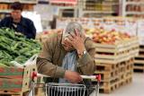 В Україні у найближчі півроку подорожчають всі продукти, крім молочки - експерти