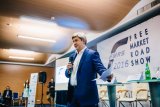 Дело против главы Минфина политически мотивировано - адвокат