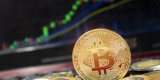 Биткоин опустился ниже 6300 долларов. Капитализация рынка падает