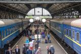 &laquo;Укрзалізниця&raquo; збільшила до 20 кількість додаткових поїздів до Великодня