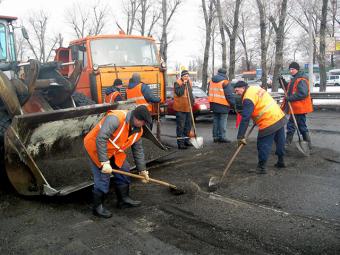 Омелян розповів, скільки коштів необхідно для відновлення доріг