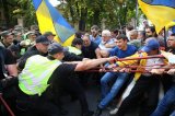 Під АП побилися прихильники Саакашвілі