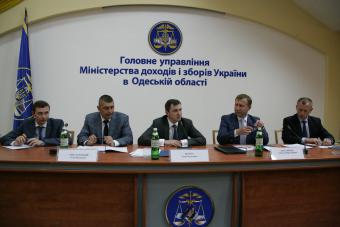 И.Билоус пообещал кадровую чистку в Миндоходов