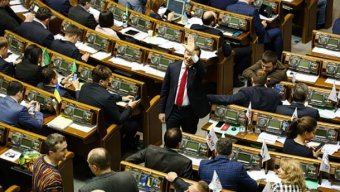 93 депутатам Ради компенсували 8 млн гривень за їхні закордонні відрядження