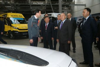 Назарбаев запустил мелкоузловое производство китайского кроссовера в Костанае, Казахстан
