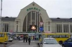 Надійшло повідомлення про мінування Центрального жд вокзалу та аеропортів Жуляни і Бориспіль