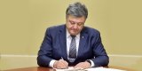 Порошенко ветував нову редакцію закону про дипслужбу