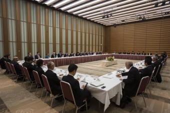 Poroshenko Urges Japan to Invest in Ukraine