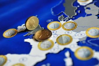 Годовая инфляция в еврозоне в мае выросла до 0,3%