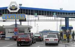 Під час травневих свят пасажиропотік через митні пункти зріс на третину