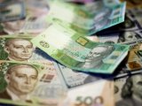 Експерт розповів, як українські заробітчани підтримують гривню