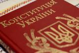 П.Порошенко пообіцяв завтра внести у ВР проект нової Конституції