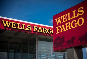 Глава Wells Fargo в 2017 глду заработал меньше всех своих коллег из крупнейших банков США