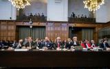 Дела ПриватБанка и Коломойского против РФ: арбитраж в Гааге постановил, что Россия обязана защищать украинских инвесторов в аннексированном Крыму