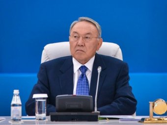 Назарбаєв обурений, що акціонери банків Казахстану крадуть &laquo;серед білого дня&raquo;