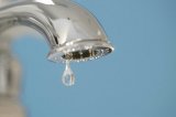 Кличко пояснив, чому кияни сидять без гарячої води