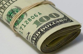 За долар на міжбанку дають 27,26 гривні
