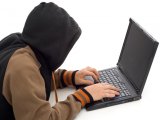 Мошенник на интернет-покупках через почту украл миллион гривен