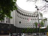 У Кабміні планують прив&rsquo;язати рівень зарплат держслужбовців до результатів їхньої роботи