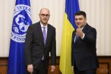 МВФ предупредил Гройсмана о возможном срыве транша &mdash; СМИ