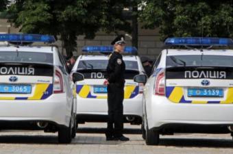 Запуск дорожньої поліції в Україні: обіцяють обійтись без &laquo;засідок у кущах&raquo;