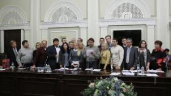 Обманутые вкладчики объявили ультиматум властям