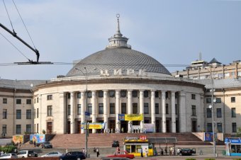 В Україні приватизують цирки та кіностудію ім. О. Довженка