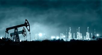 Цены на нефть падают из-за снижения запасов в США