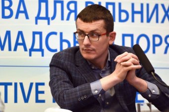 З десятків нападів на журналістів немає прикладів справедливого покарання винних, &ndash; Томіленко