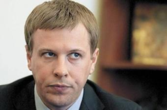 Нардеп Хомутынник изложил версию, почему в его е-декларации не нашлось места для самолета