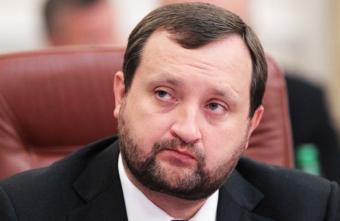 Сергей Арбузов рассказал, кому и сколько должна Украина