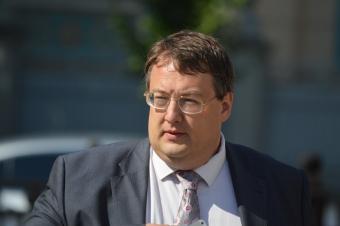 Министры в Украине должны получать не меньше 100 тысяч грн в месяц &ndash; Геращенко