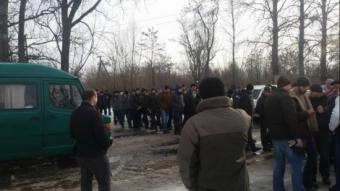 На Волыни шахтеры перекрыли трассу Киев - Варшава из-за невыплаты зарплат