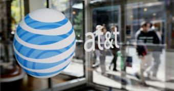 В США пользователи AT&amp;T не могли дозвониться в службу спасения 911