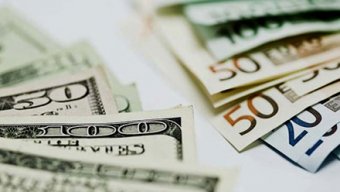 За долар на міжбанку дають 26,15 гривні