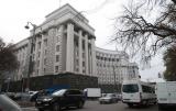 Кабмін підвищить вартість віз для іноземців