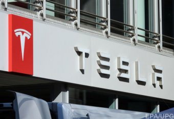Tesla получила рекордный убыток