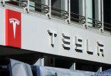 Tesla получила рекордный убыток