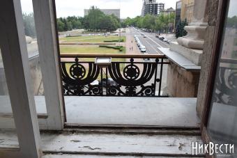 Мэр Николаева сбежал от полиции через балкон кабинета
