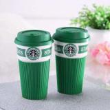 Starbucks начинает продажу рождественских напитков в зеленых стаканчиках