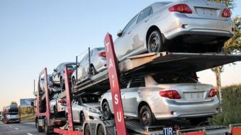 В Україну завезли велику партію новеньких іномарок