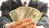 З України за кордон вивели вже 400 мільйонів доларів дивідендів